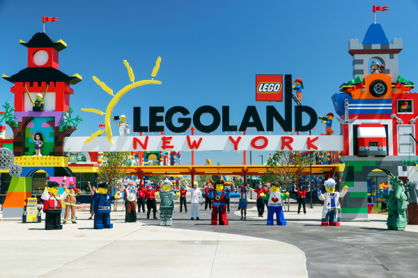 资讯 | 百音集团中标上海乐高乐园项目